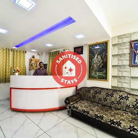 Collection O 11650 Hotel Grand Apple Ahmedabad Ngoại thất bức ảnh