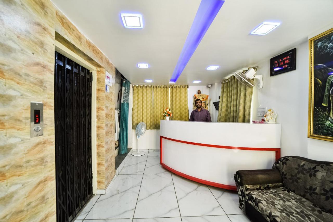 Collection O 11650 Hotel Grand Apple Ahmedabad Ngoại thất bức ảnh